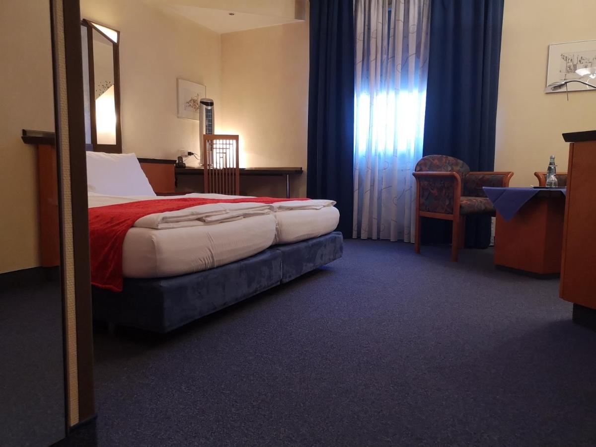 Main Hotel Eckert 3 Margetshoechheim Ngoại thất bức ảnh