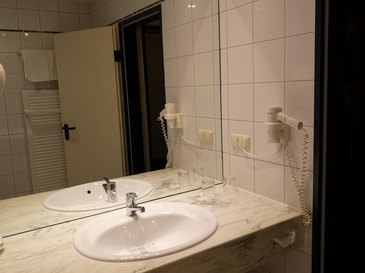Main Hotel Eckert 3 Margetshoechheim Ngoại thất bức ảnh