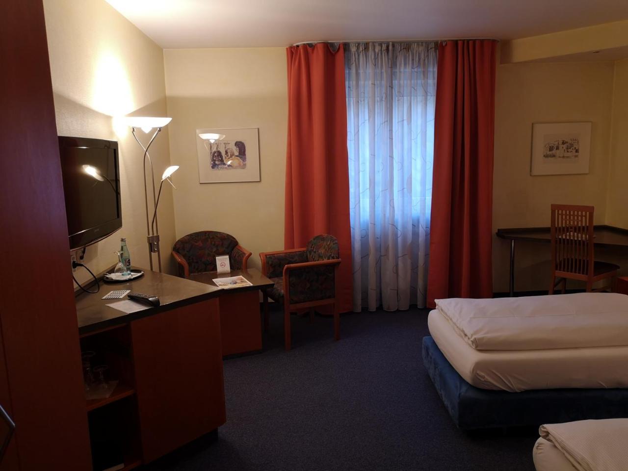 Main Hotel Eckert 3 Margetshoechheim Ngoại thất bức ảnh
